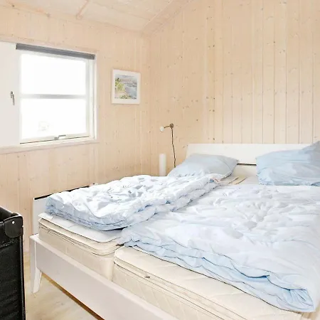 Three-bedroom Holiday In 7 Feriehus